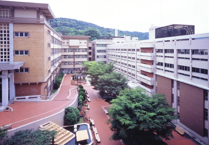 京都女子大学旧BCE中庭の写真